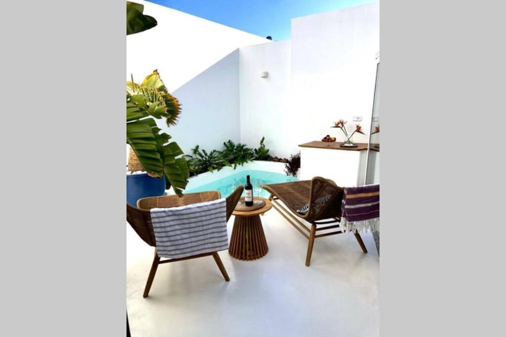 Вілла Unique, Stylish & Calm El Estanque By The Sea, Adults Only Коста-Тегісе Екстер'єр фото
