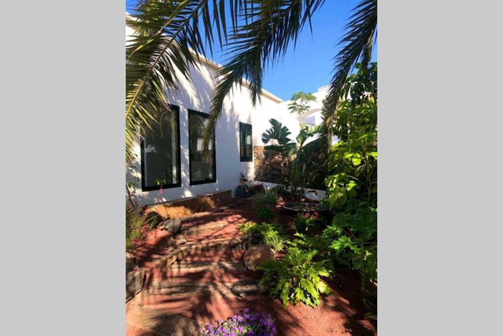Вілла Unique, Stylish & Calm El Estanque By The Sea, Adults Only Коста-Тегісе Екстер'єр фото